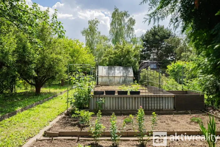 Pronájem chaty, Praha - Uhříněves, Středohorská, 35 m2