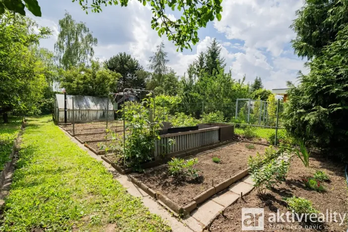 Pronájem chaty, Praha - Uhříněves, Středohorská, 35 m2