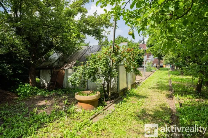 Pronájem chaty, Praha - Uhříněves, Středohorská, 35 m2