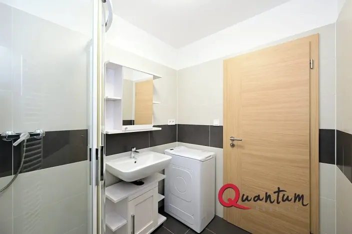 Pronájem bytu 1+kk, Říčany, Na Výšině, 25 m2