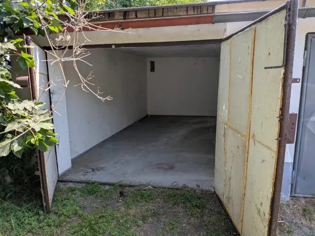 Pronájem garáže, Zlonice, Liehmannova, 39 m2
