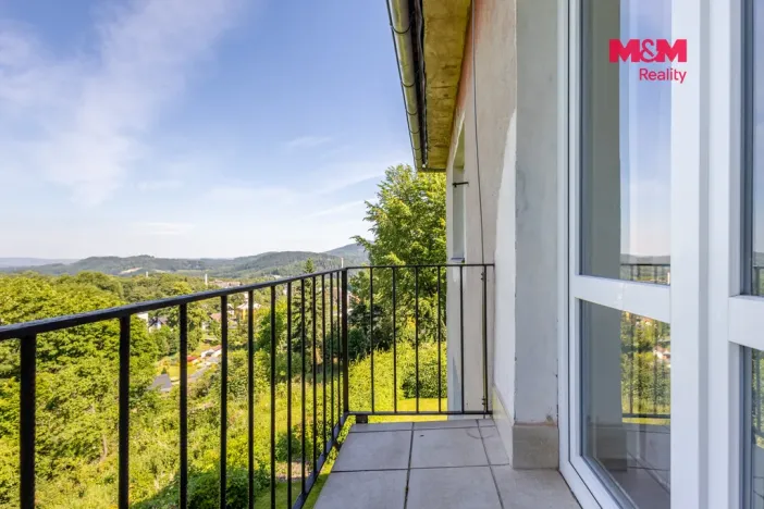 Prodej bytu 3+1, Kamenický Šenov, Kostelní vrch, 78 m2