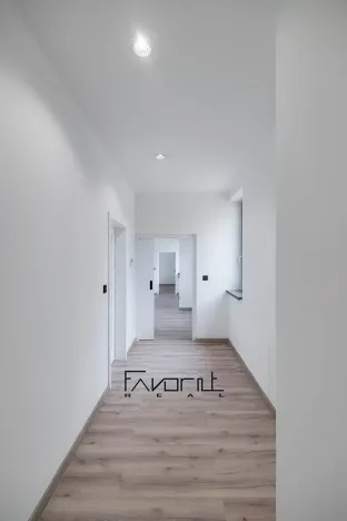 Pronájem bytu 4+kk, Ostrava, U Hrůbků, 111 m2