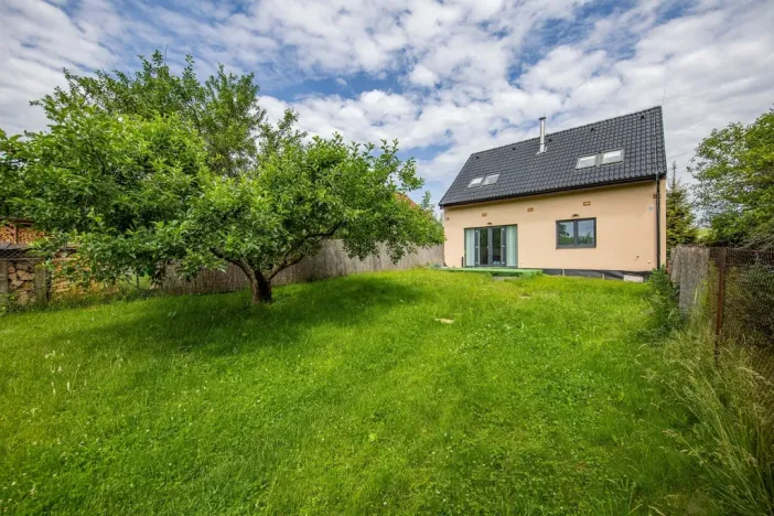 Prodej rodinného domu, Velký Týnec, Boční, 115 m2