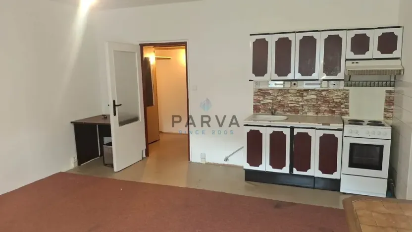 Pronájem bytu 1+kk, Holoubkov, 26 m2