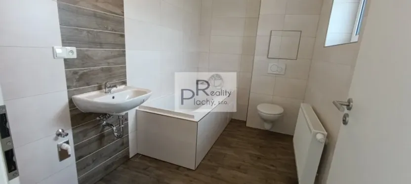 Prodej bytu 2+kk, Hevlín, 69 m2