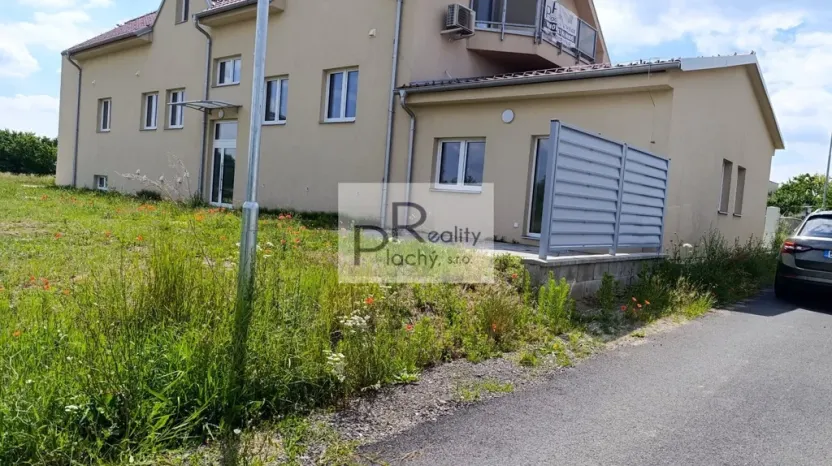 Prodej bytu 2+kk, Hevlín, 69 m2
