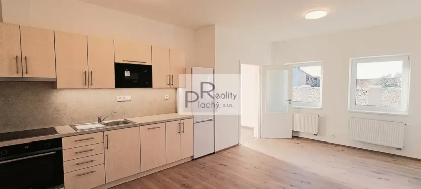 Prodej bytu 2+kk, Hevlín, 69 m2