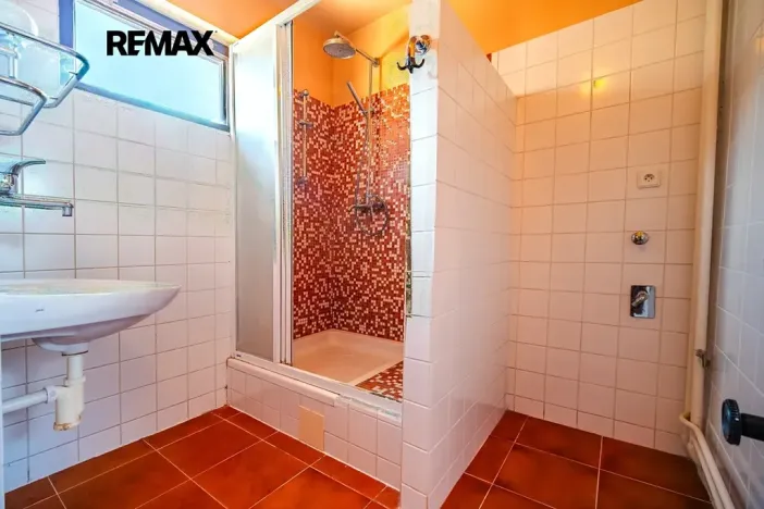 Prodej bytu 6+kk a větší, Doksy, Okružní, 412 m2