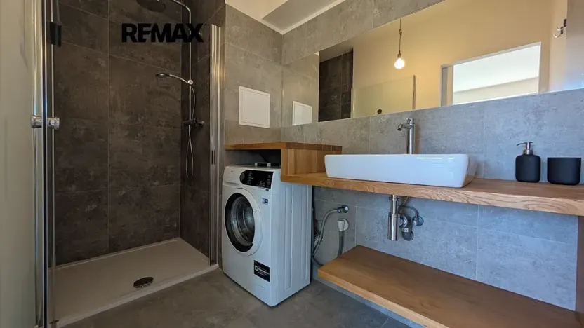 Pronájem bytu 2+kk, Praha - Újezd nad Lesy, Račiněveská, 51 m2