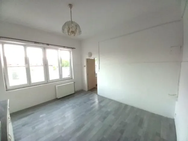 Pronájem bytu 2+kk, Cheb, Evropská, 31 m2