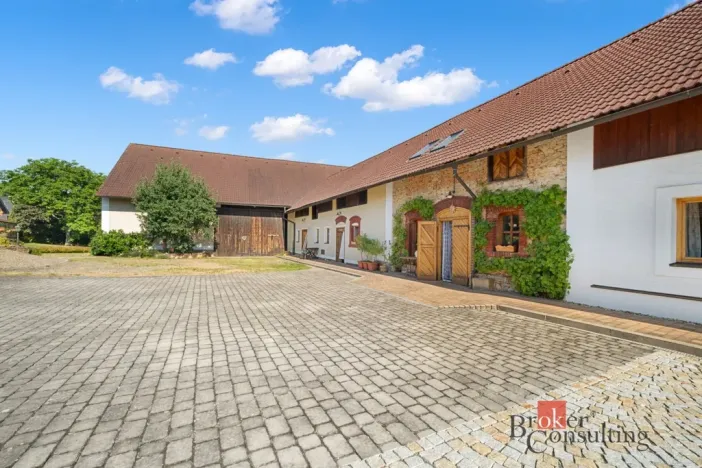 Prodej rodinného domu, Lhotka, Radoušská, 450 m2
