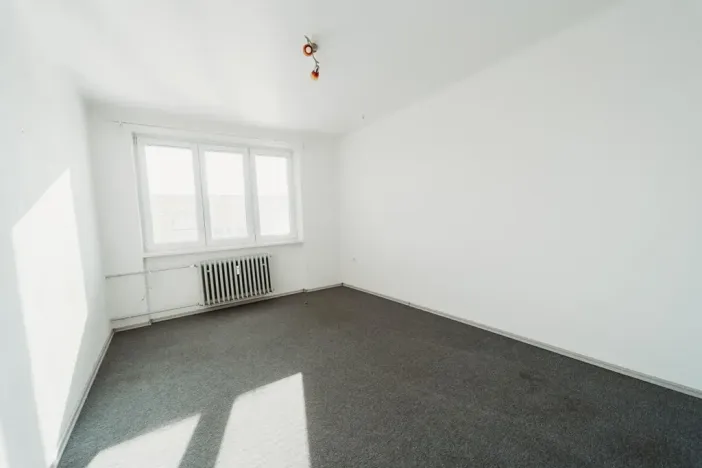 Pronájem bytu 3+1, Holice, Holubova, 72 m2