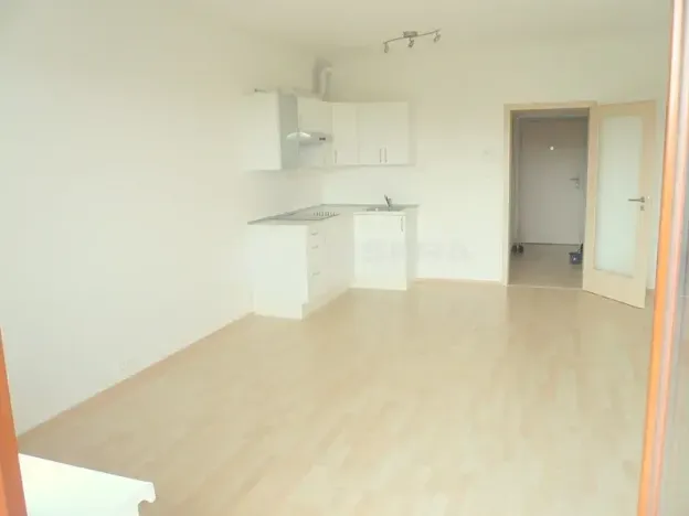 Pronájem bytu 1+kk, Praha - Hostivař, Athénská, 36 m2