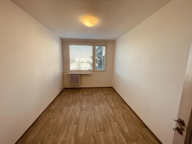 Pronájem bytu 2+kk, Praha - Kamýk, Pšenčíkova, 43 m2