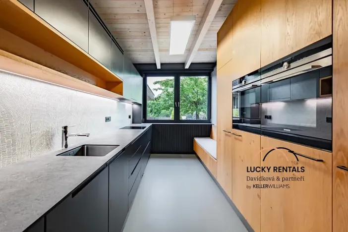 Prodej rodinného domu, Velké Popovice, Na Větrově, 221 m2