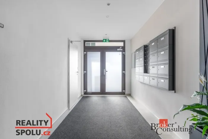 Pronájem bytu 1+kk, Velké Meziříčí, Jiřího Michlíčka, 29 m2