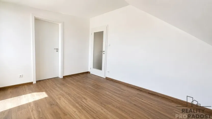 Pronájem rodinného domu, Lipůvka, 180 m2