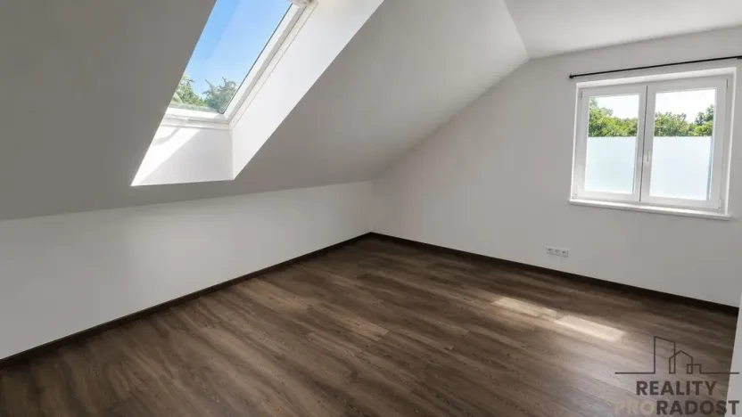 Pronájem rodinného domu, Lipůvka, 180 m2