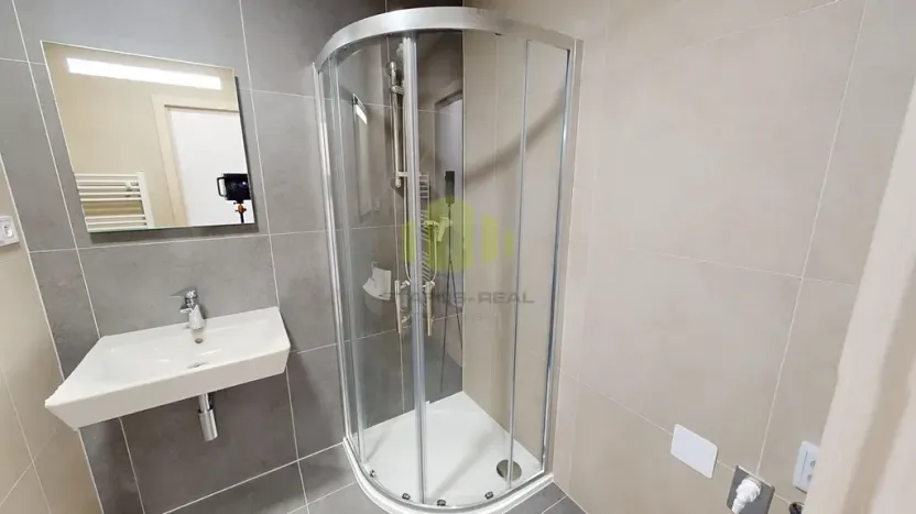 Pronájem bytu 1+kk, Olomouc, Topolová, 38 m2