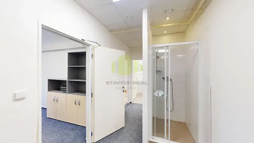 Pronájem obchodního prostoru, Olomouc, Janského, 115 m2