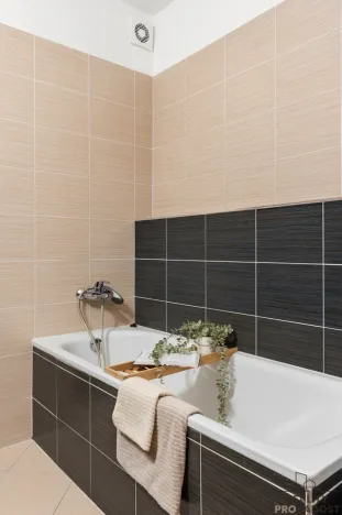Prodej bytu 2+kk, Praha - Stodůlky, Laurinova, 66 m2