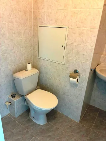 Pronájem bytu 2+kk, Praha, Bryksova, 40 m2