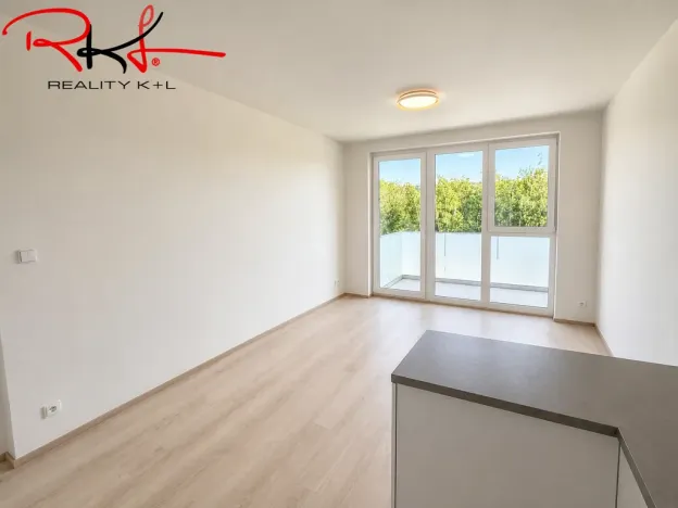 Pronájem bytu 2+kk, Praha, Pod Harfou, 45 m2