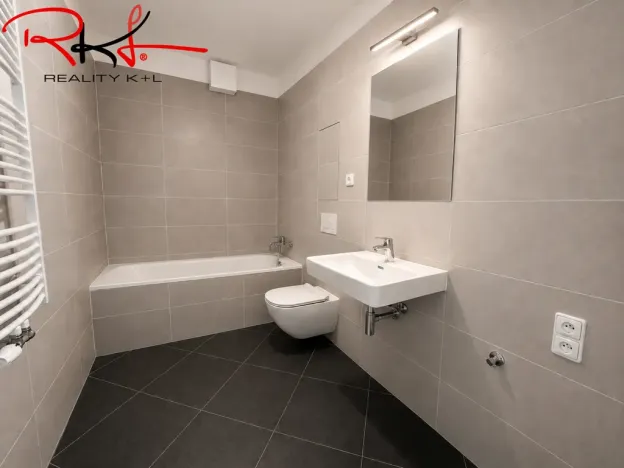 Pronájem bytu 2+kk, Praha, Pod Harfou, 45 m2