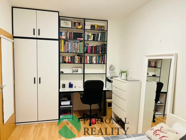 Prodej bytu 4+kk, Milovice, Kaštanová, 92 m2