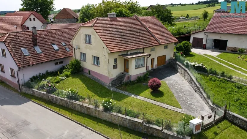 Prodej rodinného domu, Černotín - Hluzov, 218 m2