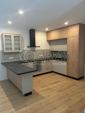 Pronájem bytu 4+kk, Vysoký Újezd, Na Výsluní, 106 m2