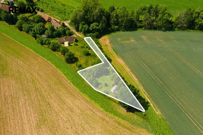 Prodej zahrady, Jičín, 600 m2