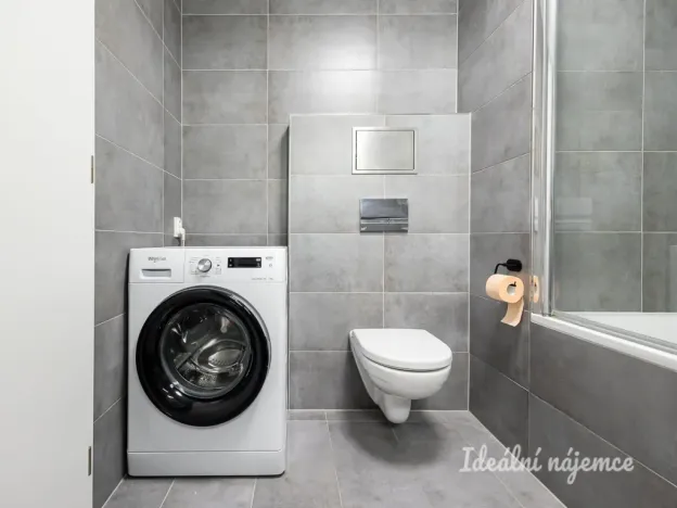 Pronájem bytu 2+kk, Praha - Vysočany, Strnadových, 50 m2