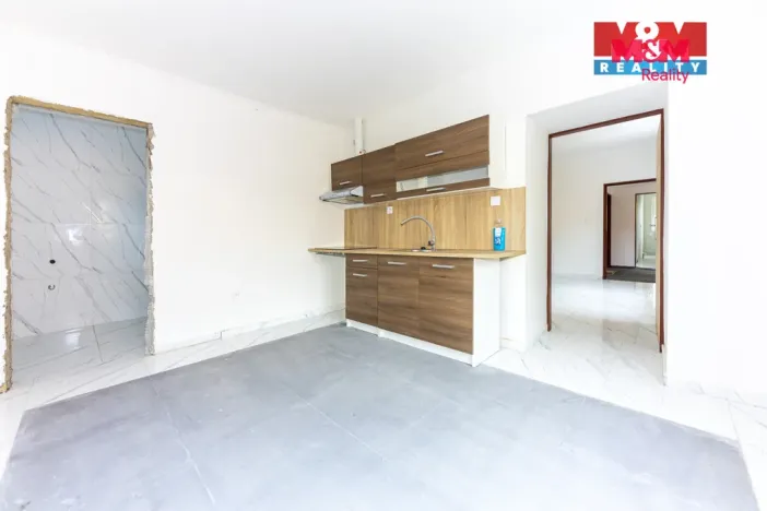 Pronájem bytu 2+kk, Velim, třída Krále Jiřího, 40 m2