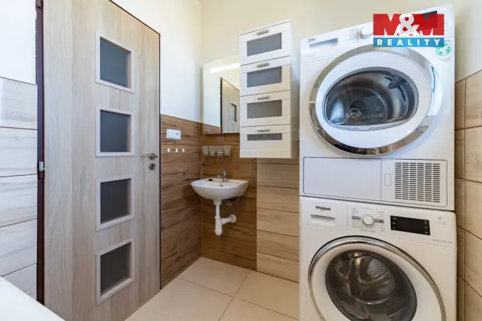 Prodej rodinného domu, Březová, Gen. Svobody, 294 m2