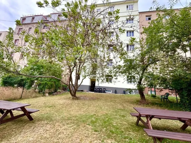 Pronájem bytu 2+kk, Praha - Žižkov, Husitská, 45 m2