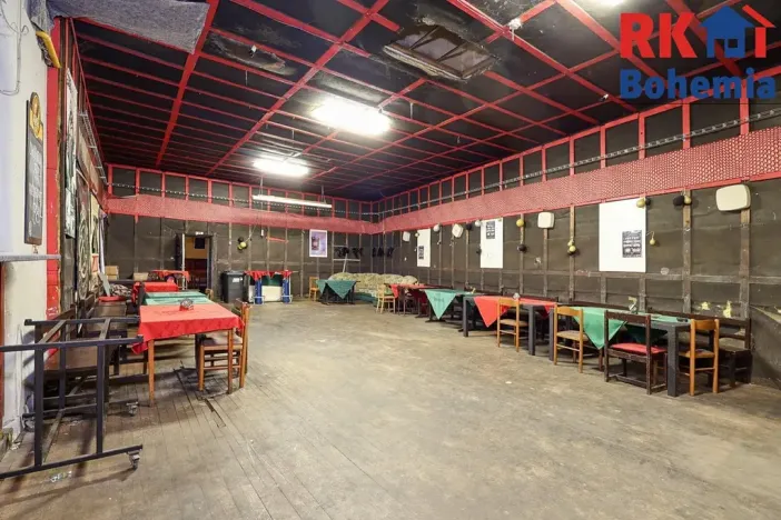 Prodej restaurace, Kolín, Veltrubská, 411 m2