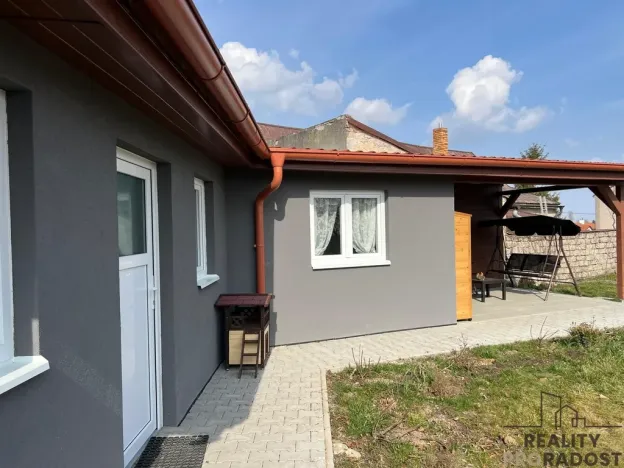 Pronájem atypického bytu, Braškov, Pražská, 20 m2
