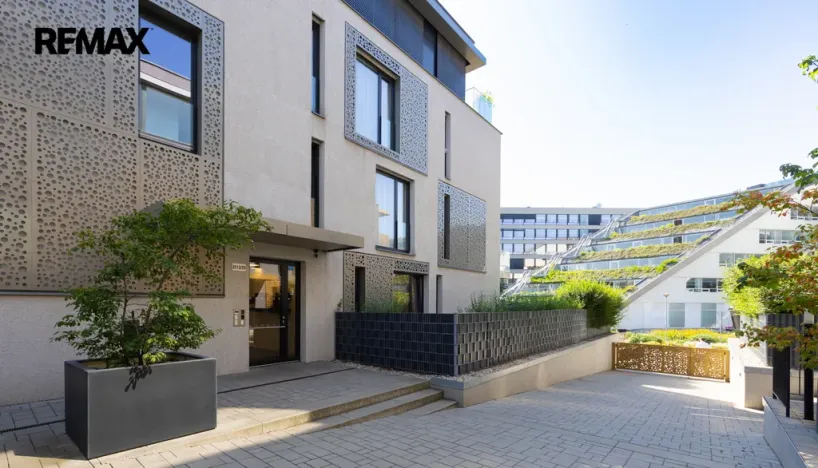 Pronájem bytu 1+kk, Praha, Smrčkova, 32 m2