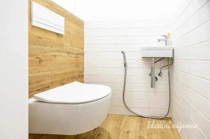 Pronájem bytu 4+1, Praha - Kamýk, Rytířova, 83 m2