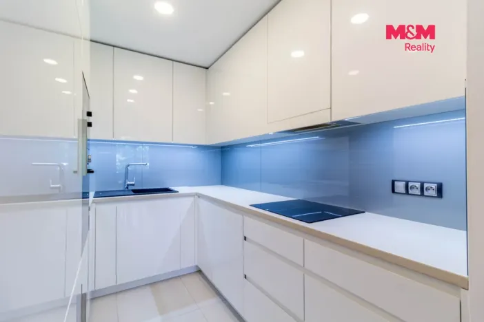Pronájem bytu 3+1, Mělník, Za Stadionem, 86 m2
