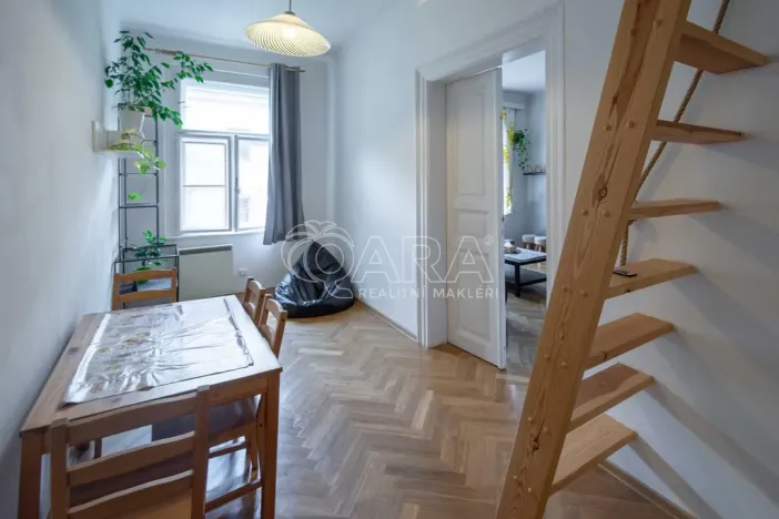 Pronájem bytu 2+kk, Praha - Karlín, Thámova, 43 m2