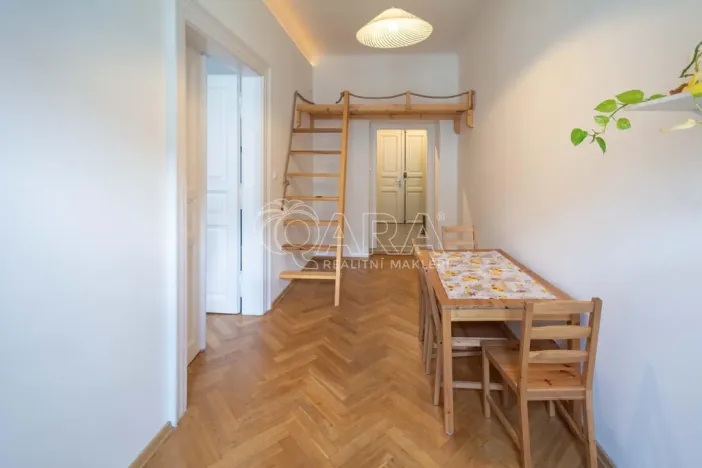 Pronájem bytu 2+kk, Praha - Karlín, Thámova, 43 m2