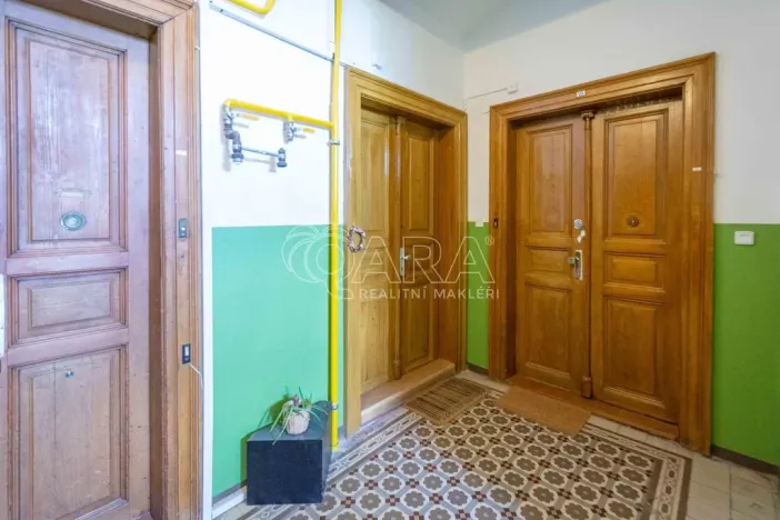Pronájem bytu 2+kk, Praha - Karlín, Thámova, 43 m2