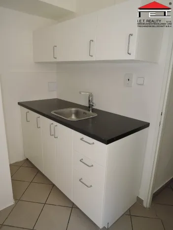 Pronájem kanceláře, Praha - Staré Město, Týnská, 114 m2