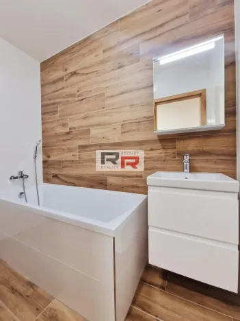 Pronájem bytu 3+1, Nová Ulice, Dělnická, 64 m2