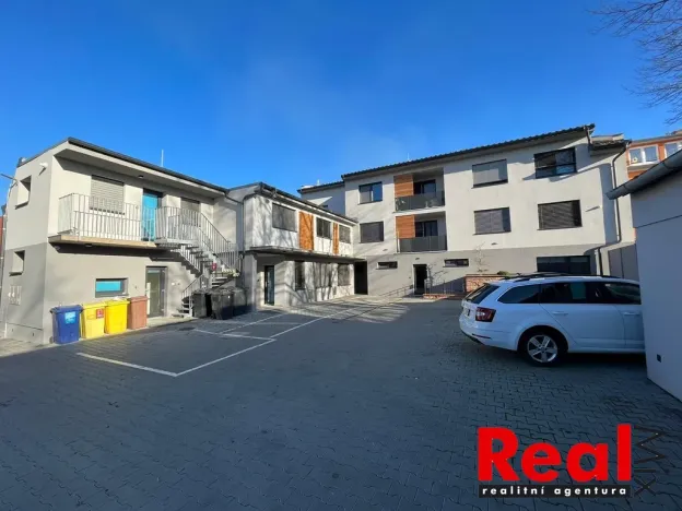 Pronájem bytu 3+kk, Rajhradice, Opatovická, 95 m2