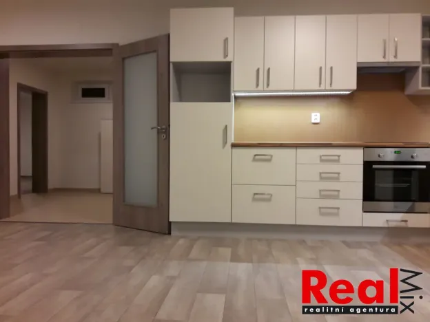 Pronájem bytu 3+kk, Rajhradice, Opatovická, 95 m2