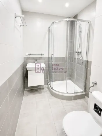 Prodej bytu 1+1, Jindřichův Hradec, sídliště Vajgar, 42 m2